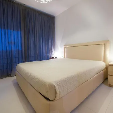 Modern In 50 M² With Parking And Bicycles * Gallipoli